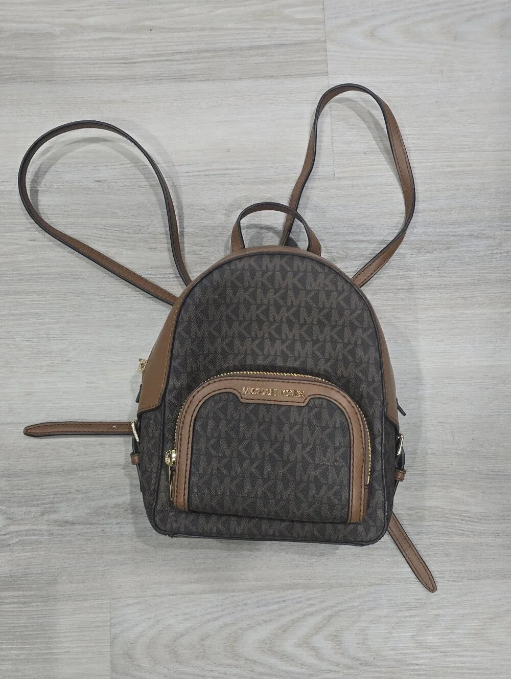 Michael Kors MK Jaycee XS Extra Small Convertible Backpack Bag Brown Luggage